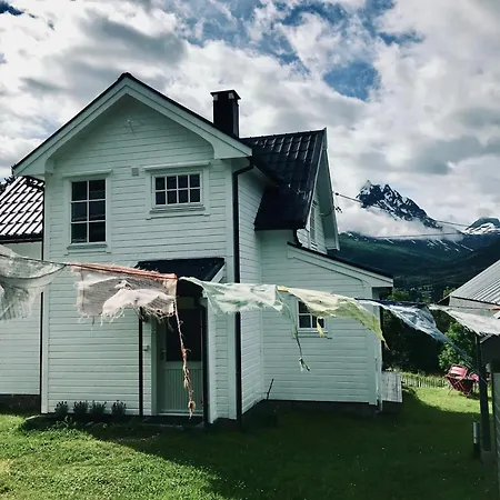 Romsdal - Det Kvite Huset Дом отдыха